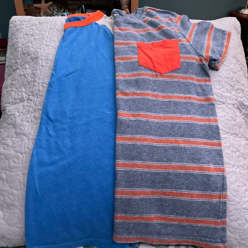 Bundle of two soft short sleeve tees.